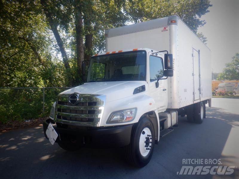 Hino 268 Furgone chiuso