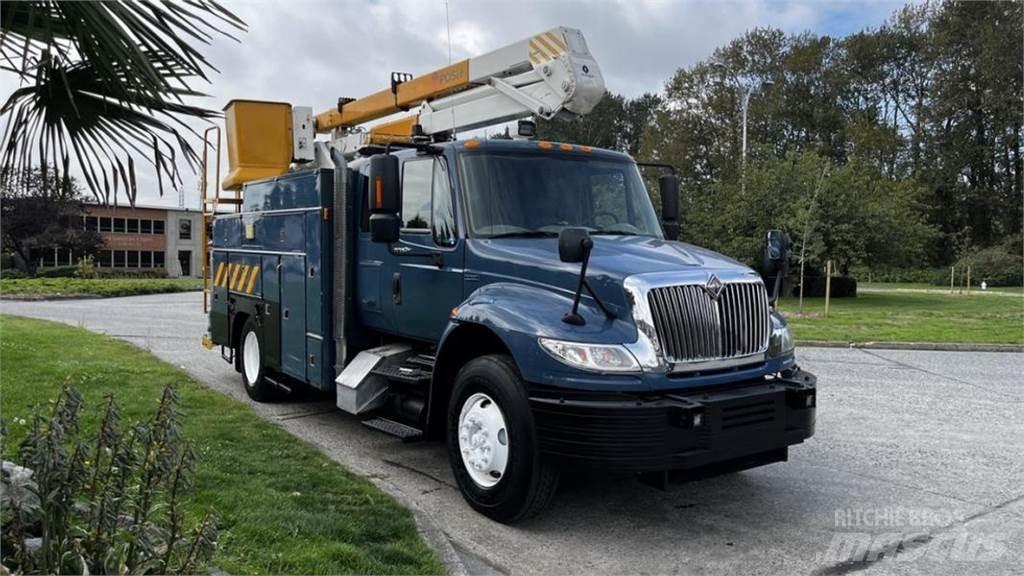 International 4300 Camion altro