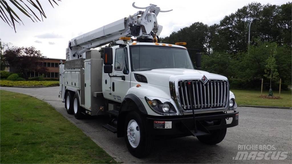 International 7400 Camion altro