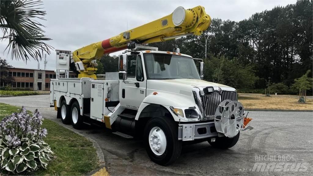 International 7500 Camion altro