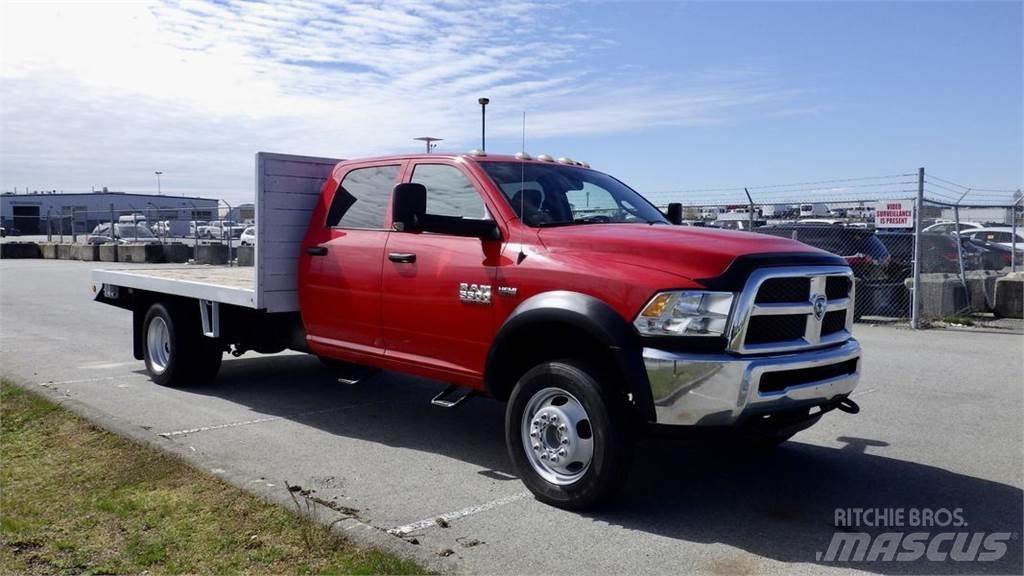 RAM 5500 Camion con sponde ribaltabili