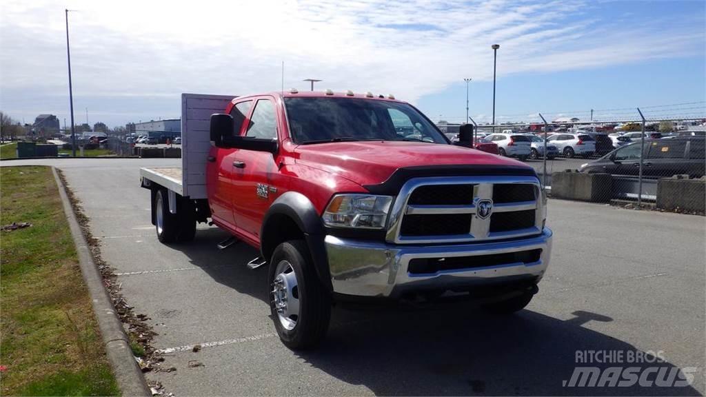 RAM 5500 Camion con sponde ribaltabili