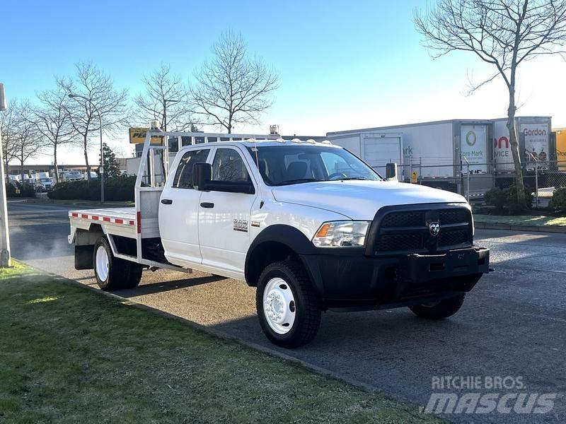 RAM 5500 Camion con sponde ribaltabili