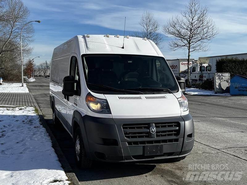 RAM Promaster Furgone chiuso