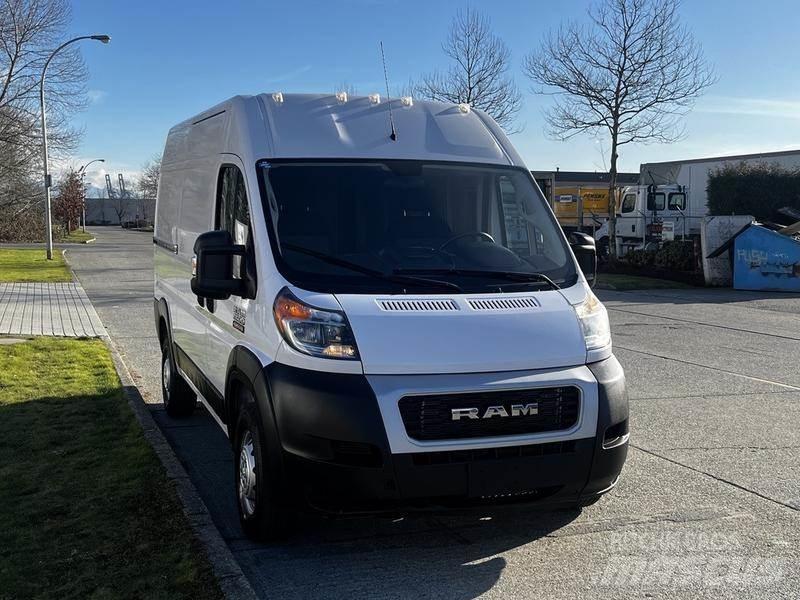 RAM Promaster Furgone chiuso