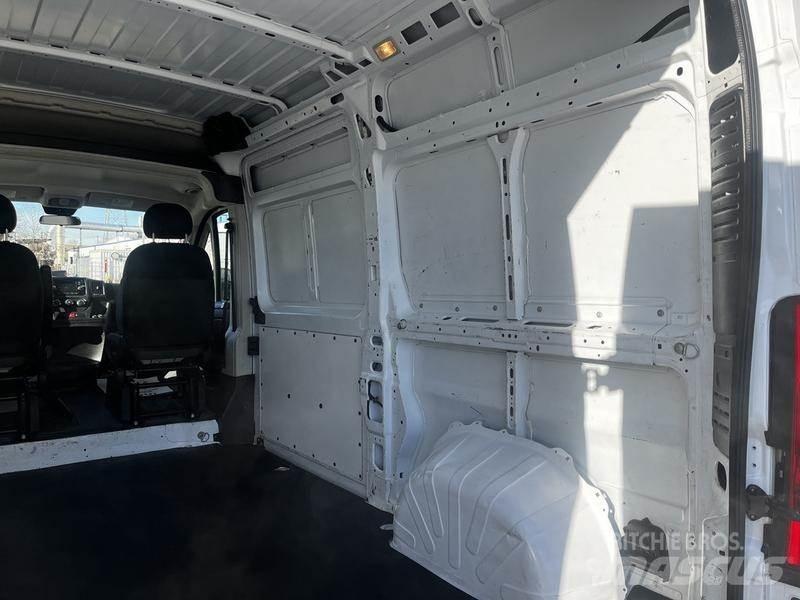 RAM Promaster Furgone chiuso