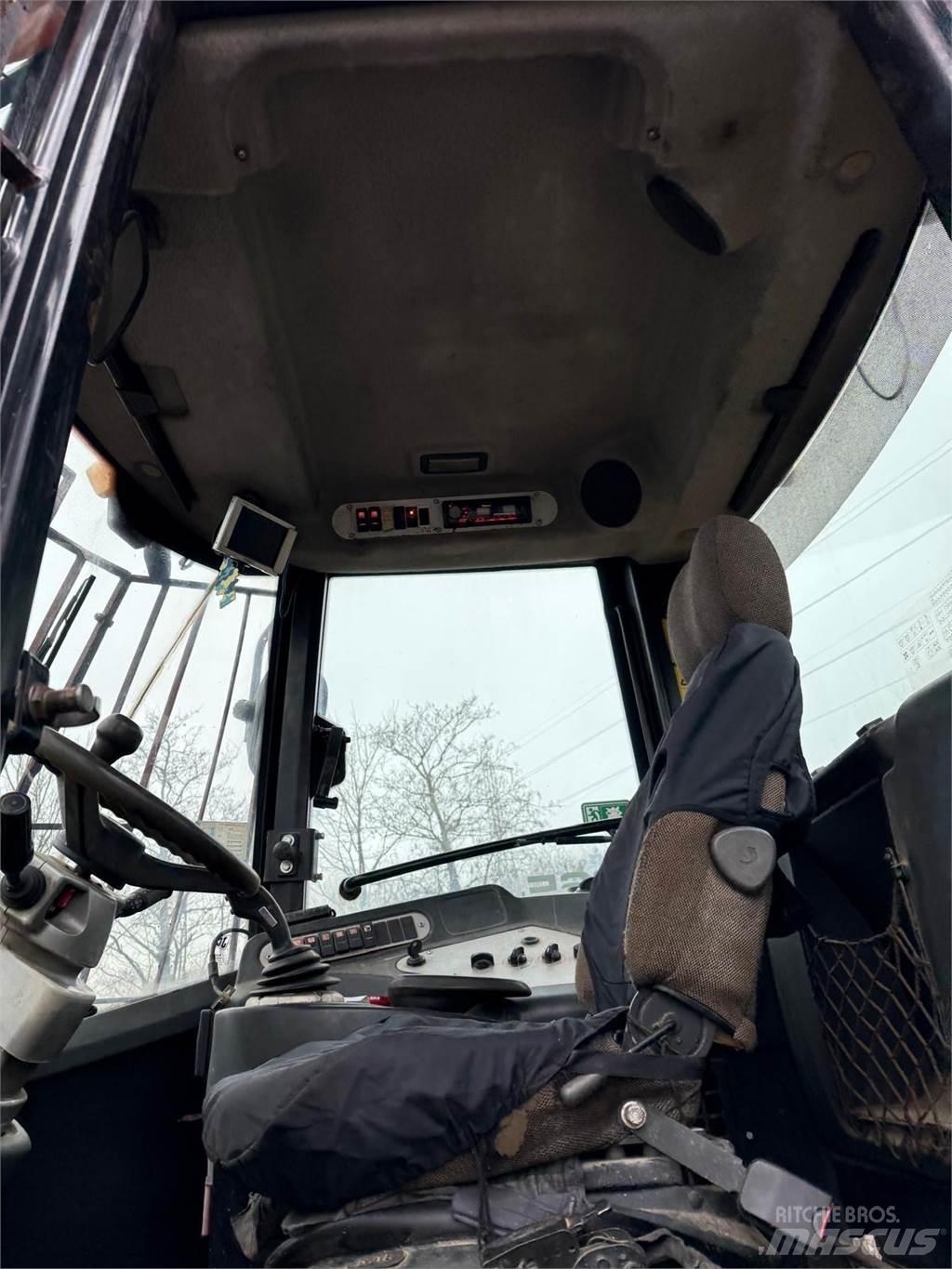 JCB 436HT Pale gommate