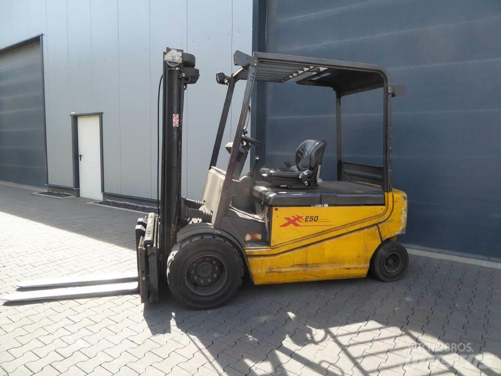 OM XE50 Carrelli elevatori elettrici
