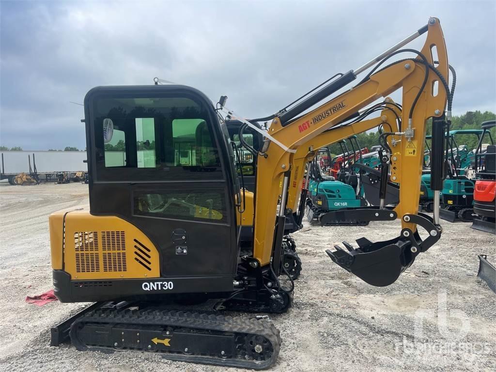 AGT QNT30 Miniescavatori