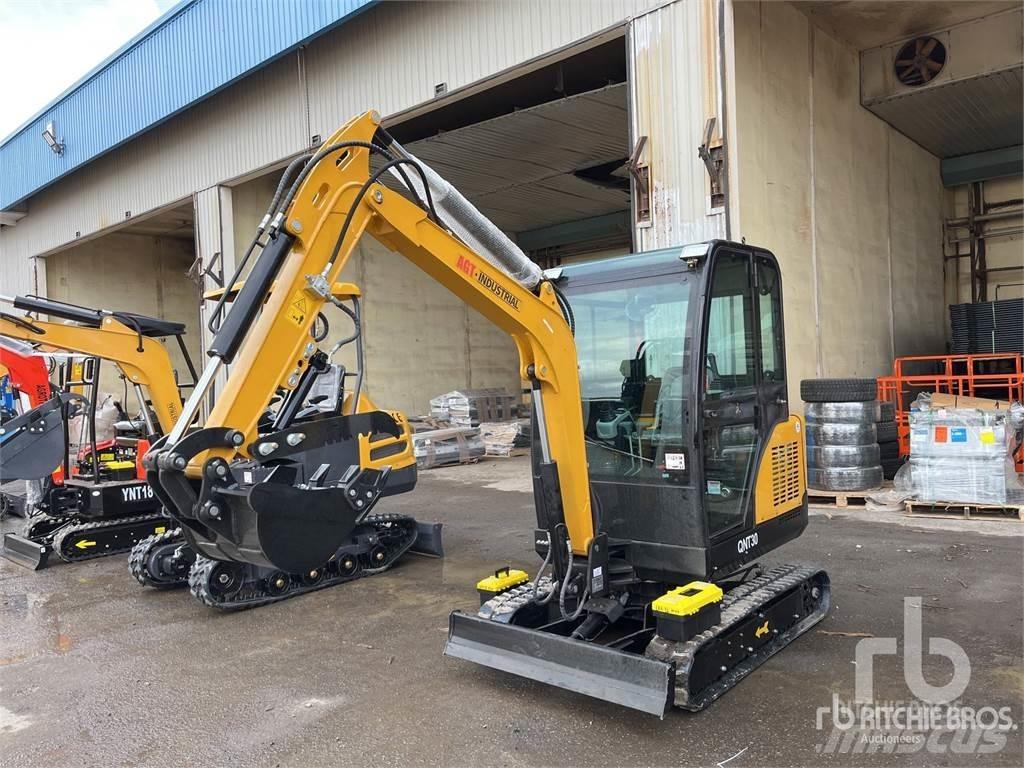 AGT QNT30 Miniescavatori