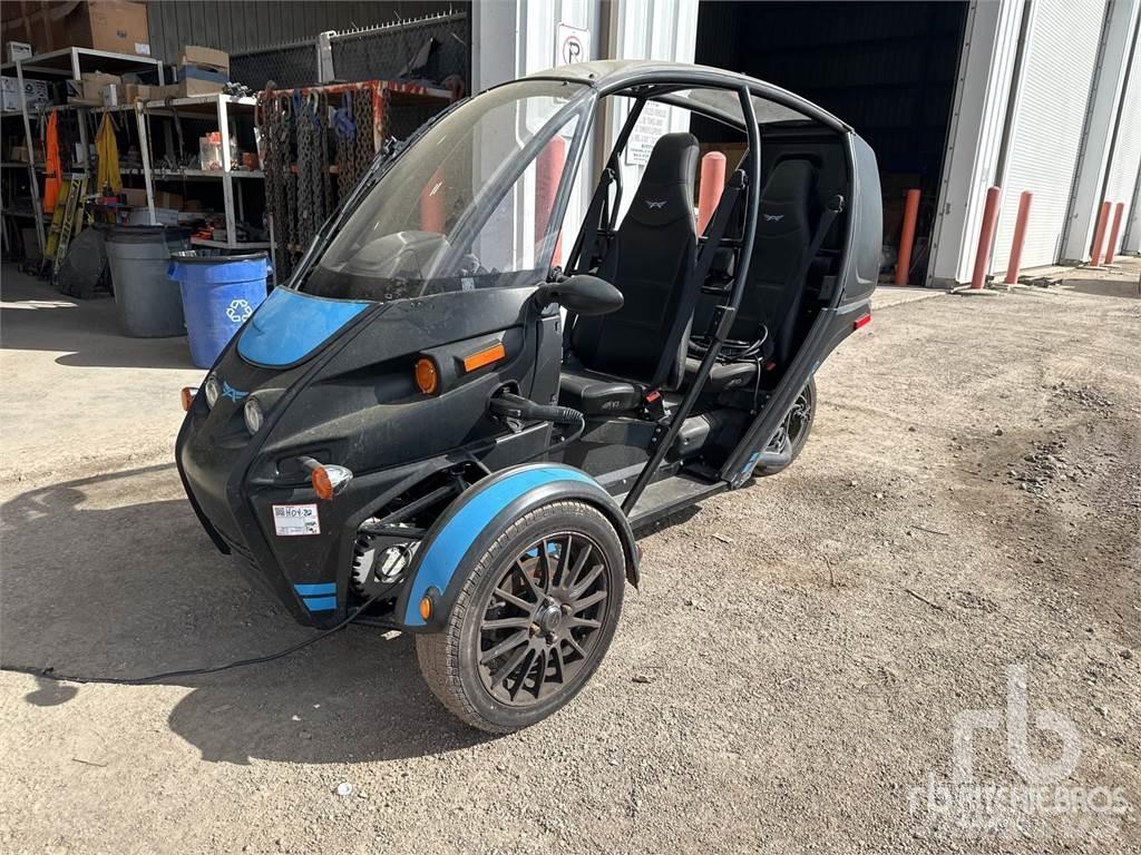  ARCIMOTO EV3 Auto