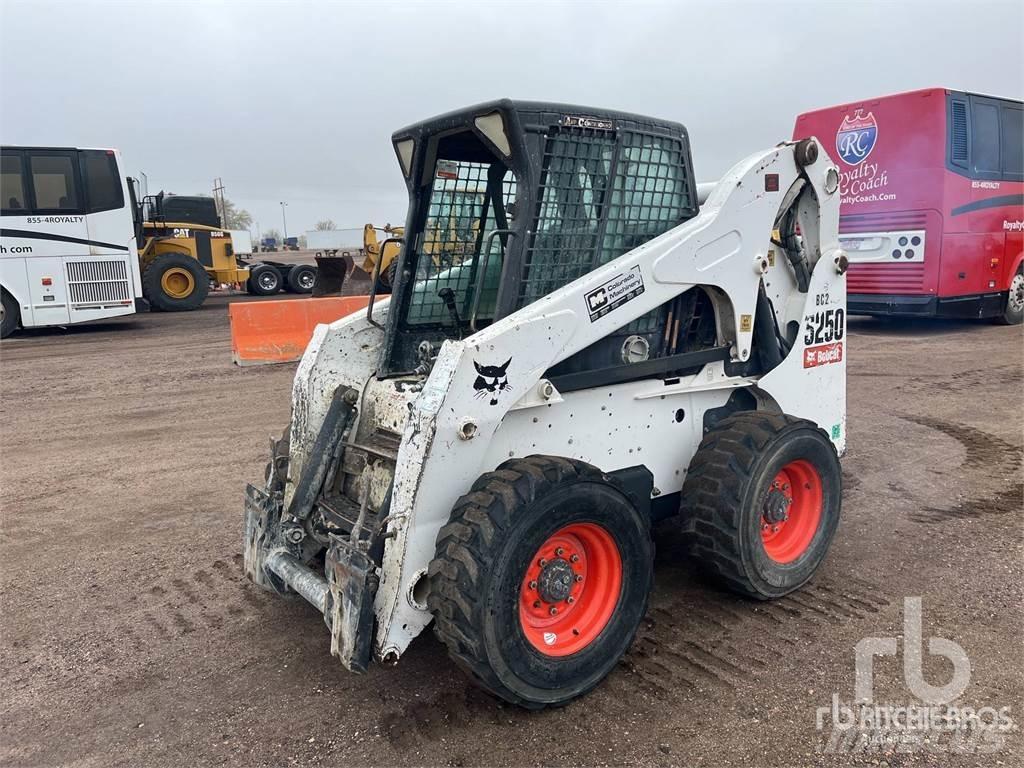 Bobcat S250 Mini Pale Gommate