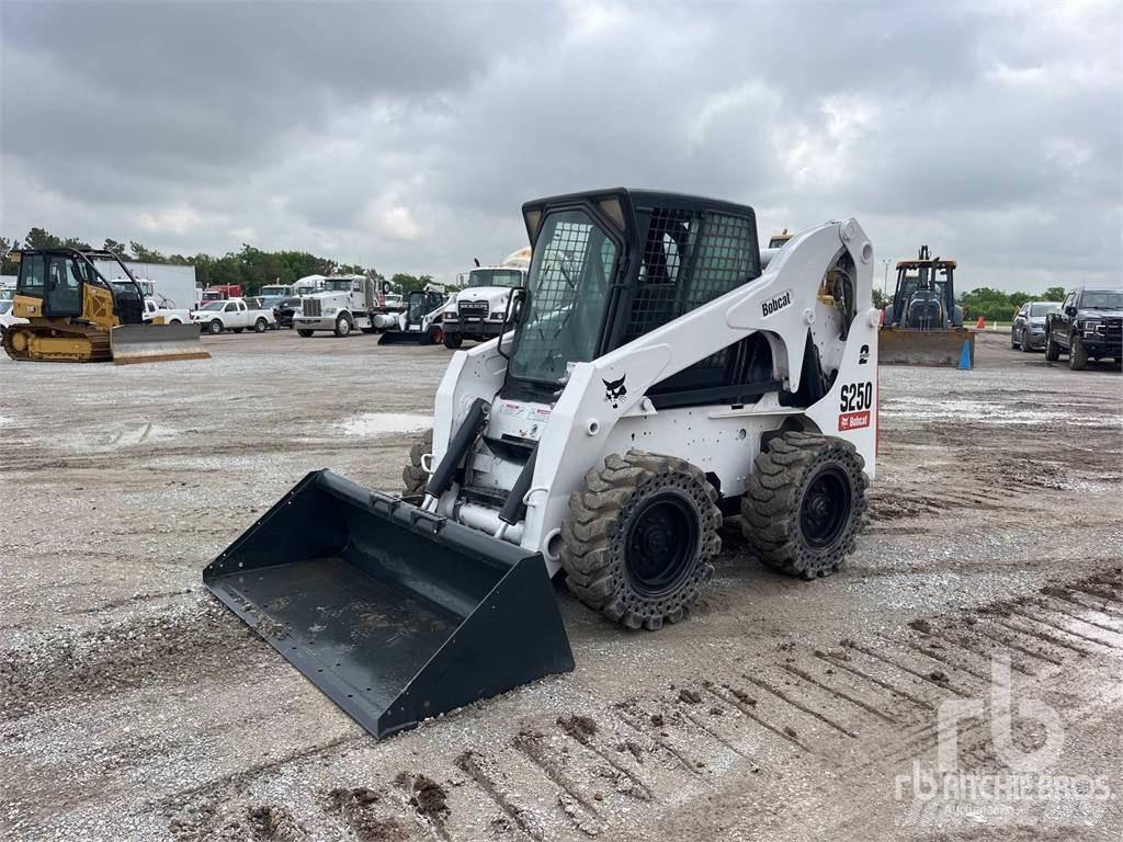 Bobcat S250 Mini Pale Gommate