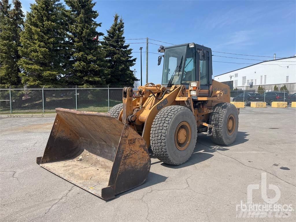 CASE 621B Pale gommate
