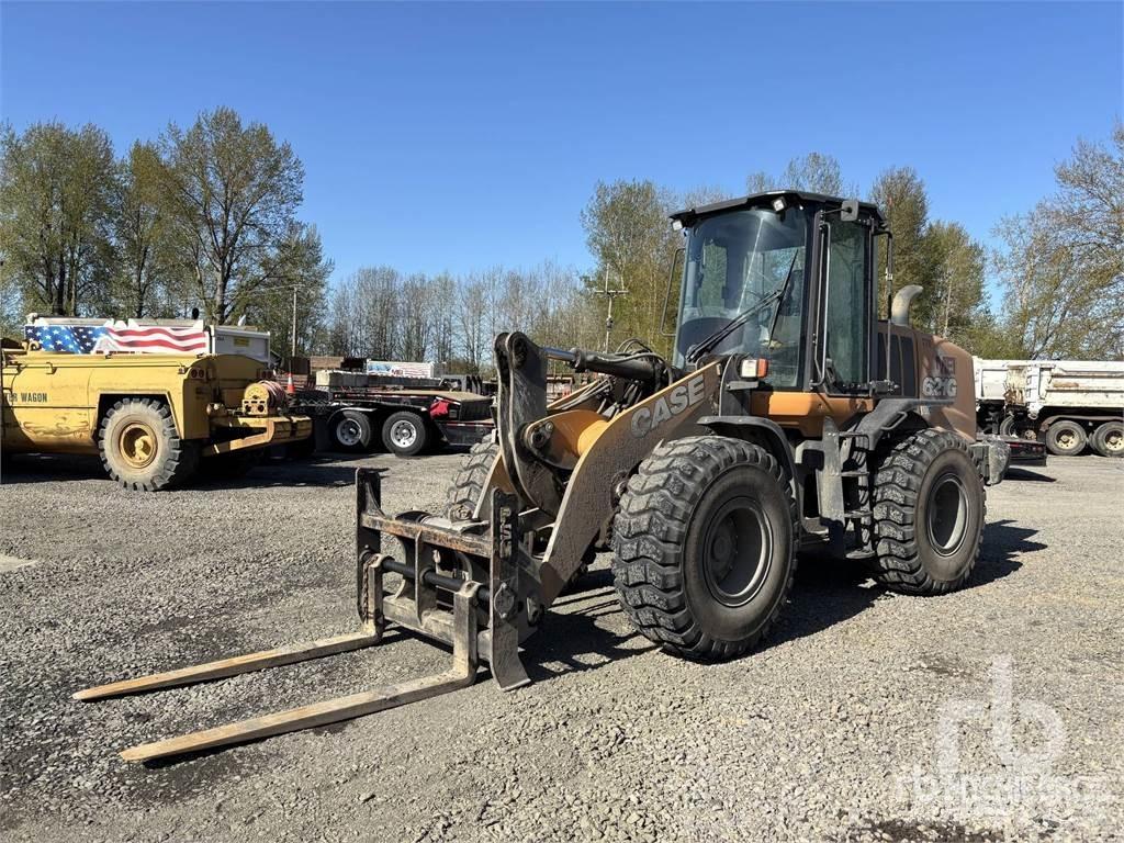 CASE 621G Pale gommate