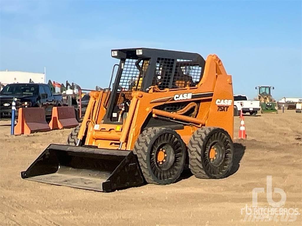 CASE 75XT Mini Pale Gommate