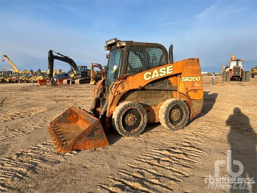 CASE SR200 Mini Pale Gommate