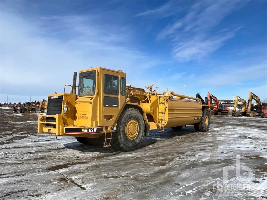 CAT 621F Autocisterne