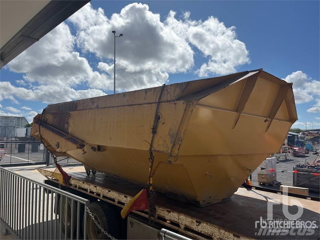 CAT 730C Cabine e interni