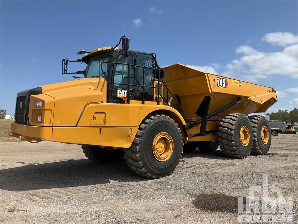 CAT 745 Dumpers articolati