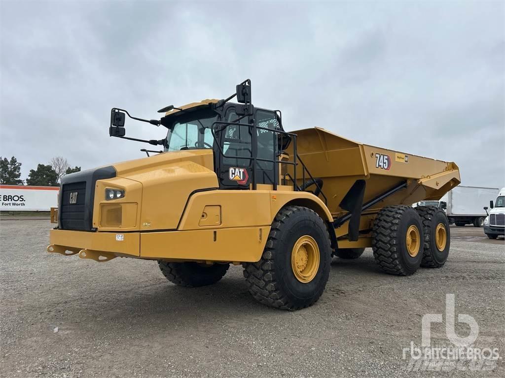 CAT 745 Dumpers articolati
