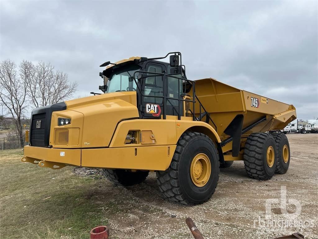 CAT 745 Dumpers articolati