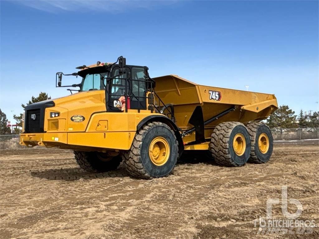 CAT 745 Dumpers articolati