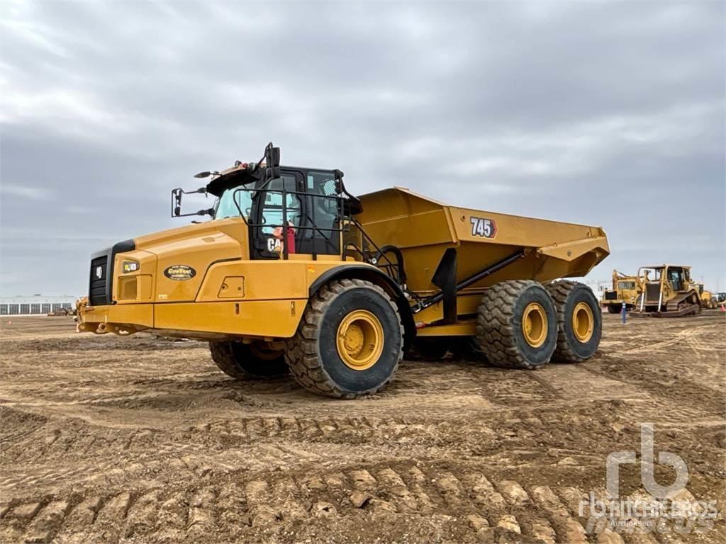 CAT 745 Dumpers articolati