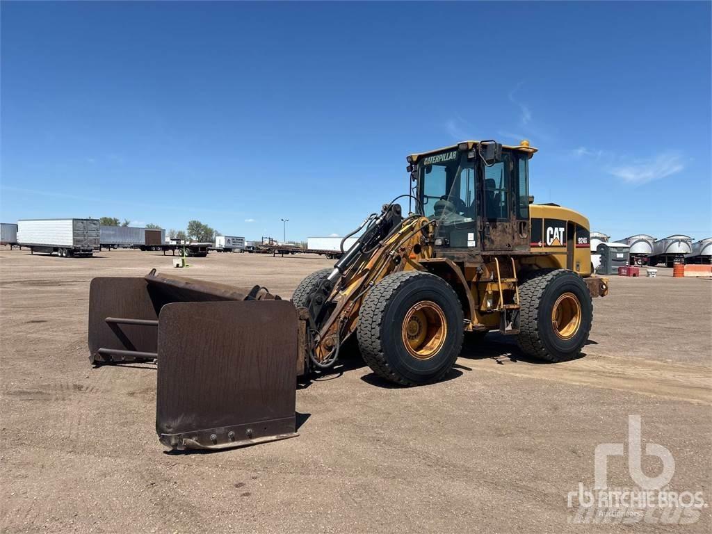 CAT 924G Pale gommate