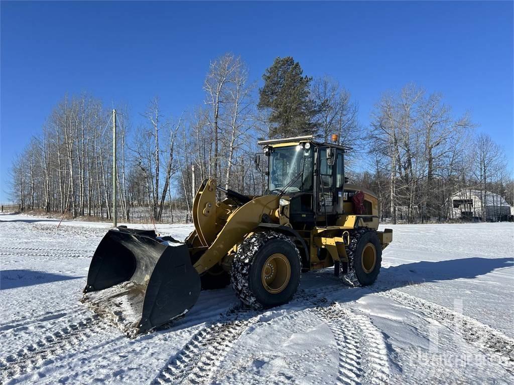 CAT 924K Pale gommate