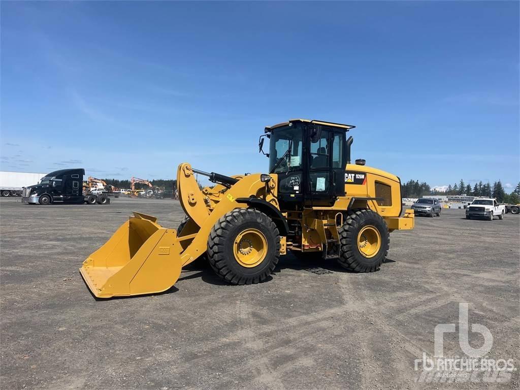 CAT 926 Pale gommate