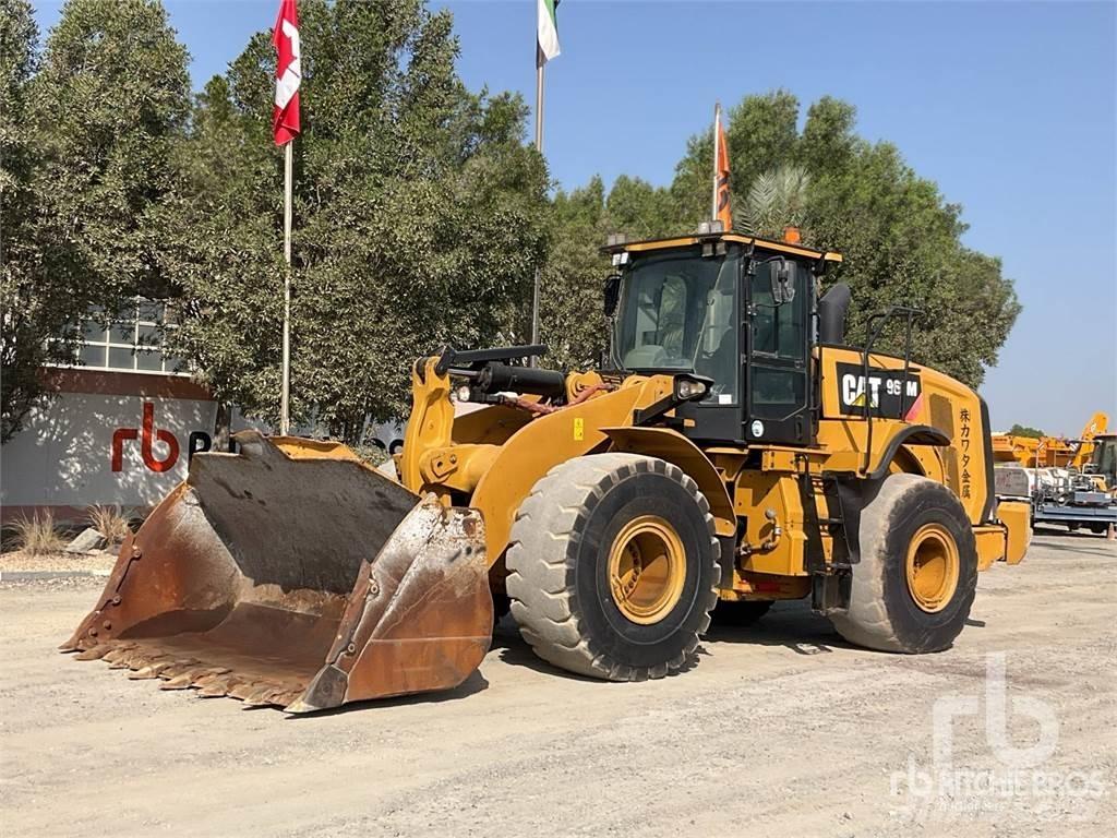 CAT 966M Pale gommate