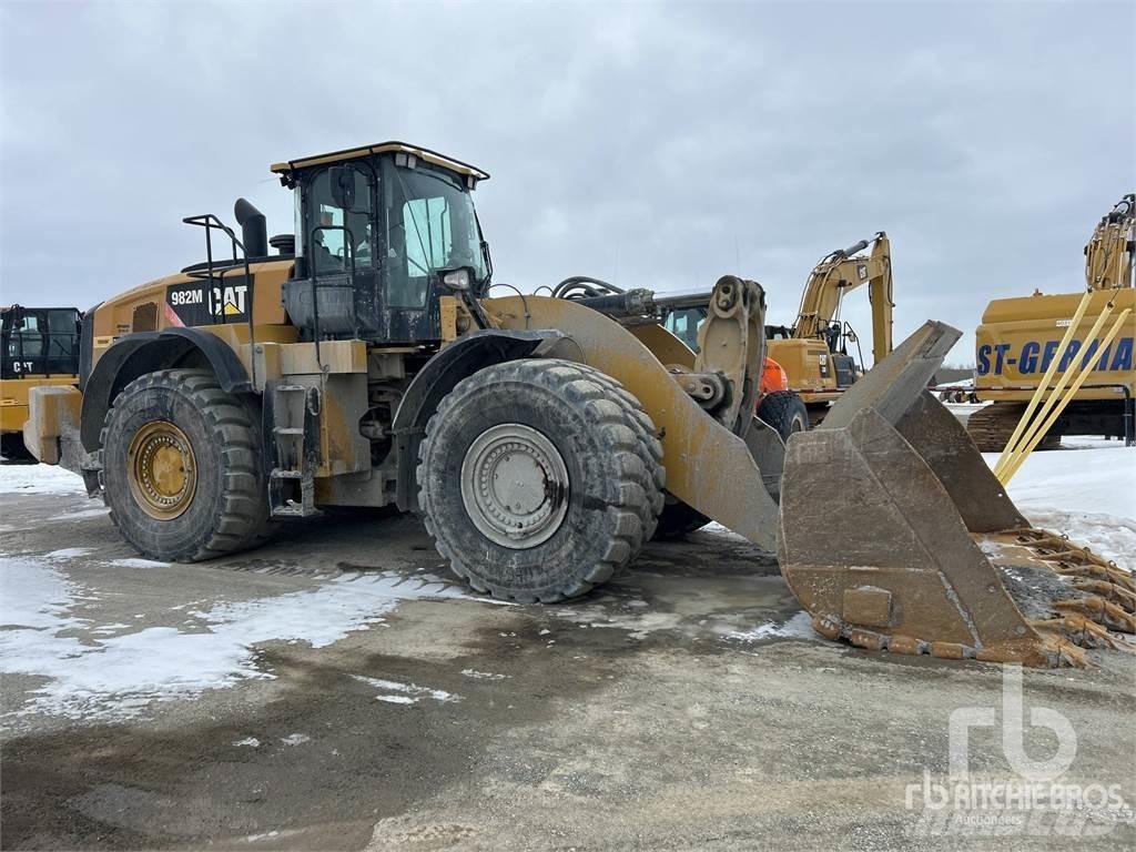 CAT 982M Pale gommate