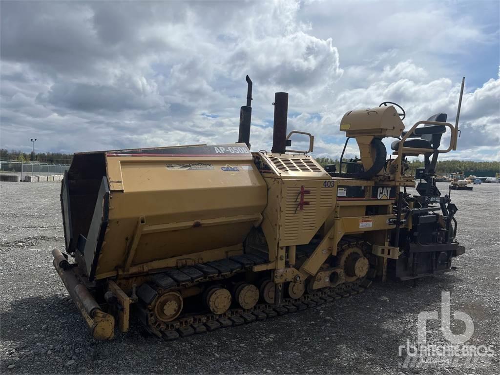 CAT AP-650B Finitrici