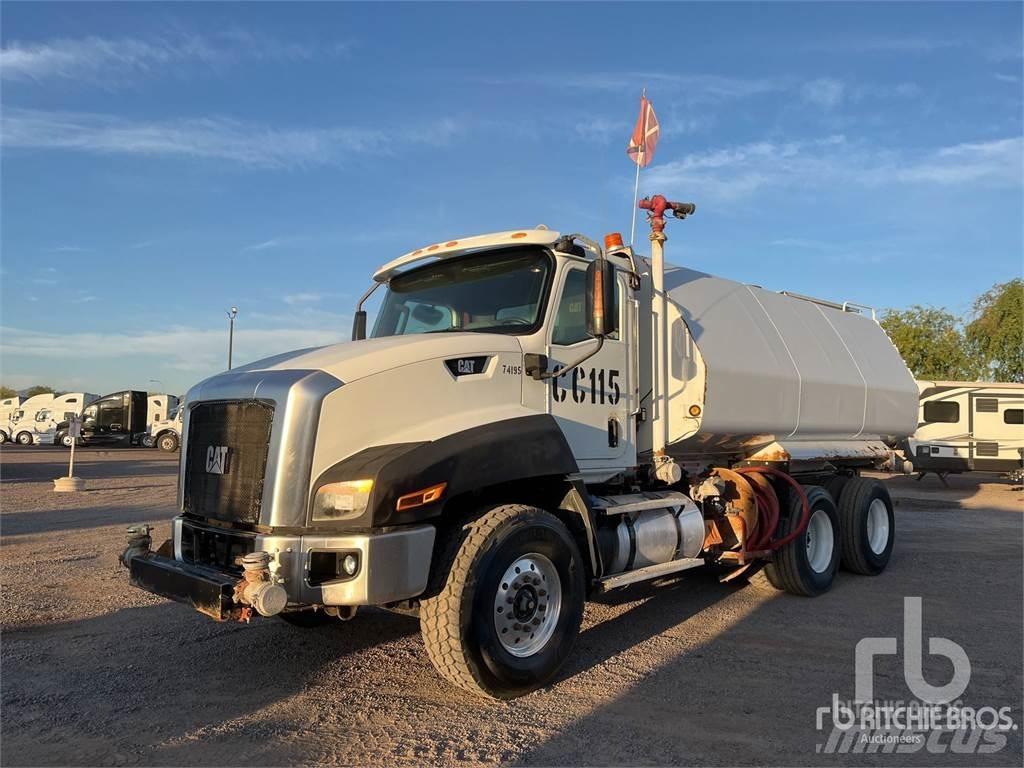 CAT CT660S Autocisterne