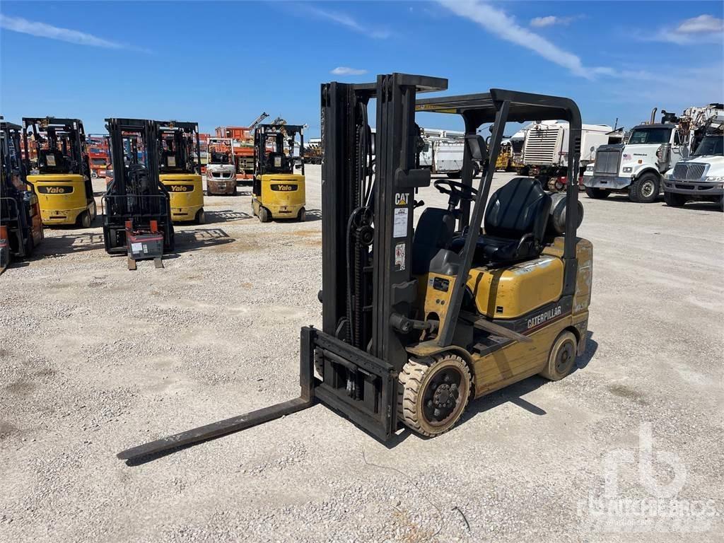 CAT GC25K Carrelli elevatori diesel