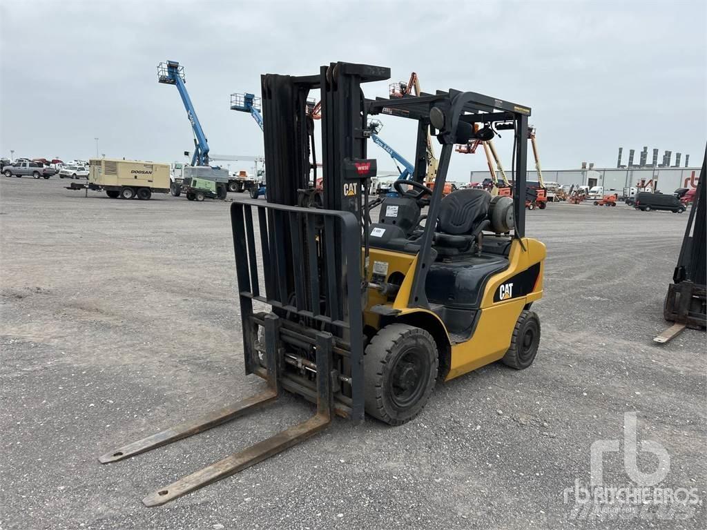 CAT GP25N Carrelli elevatori diesel
