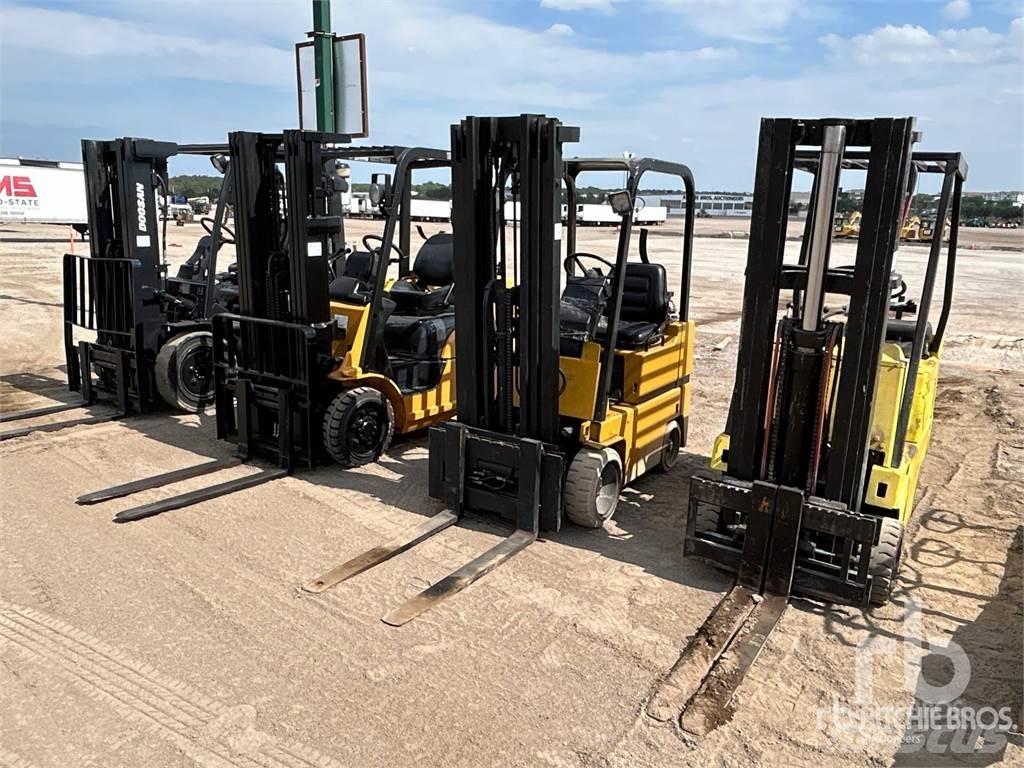 CAT T30D Carrelli elevatori diesel