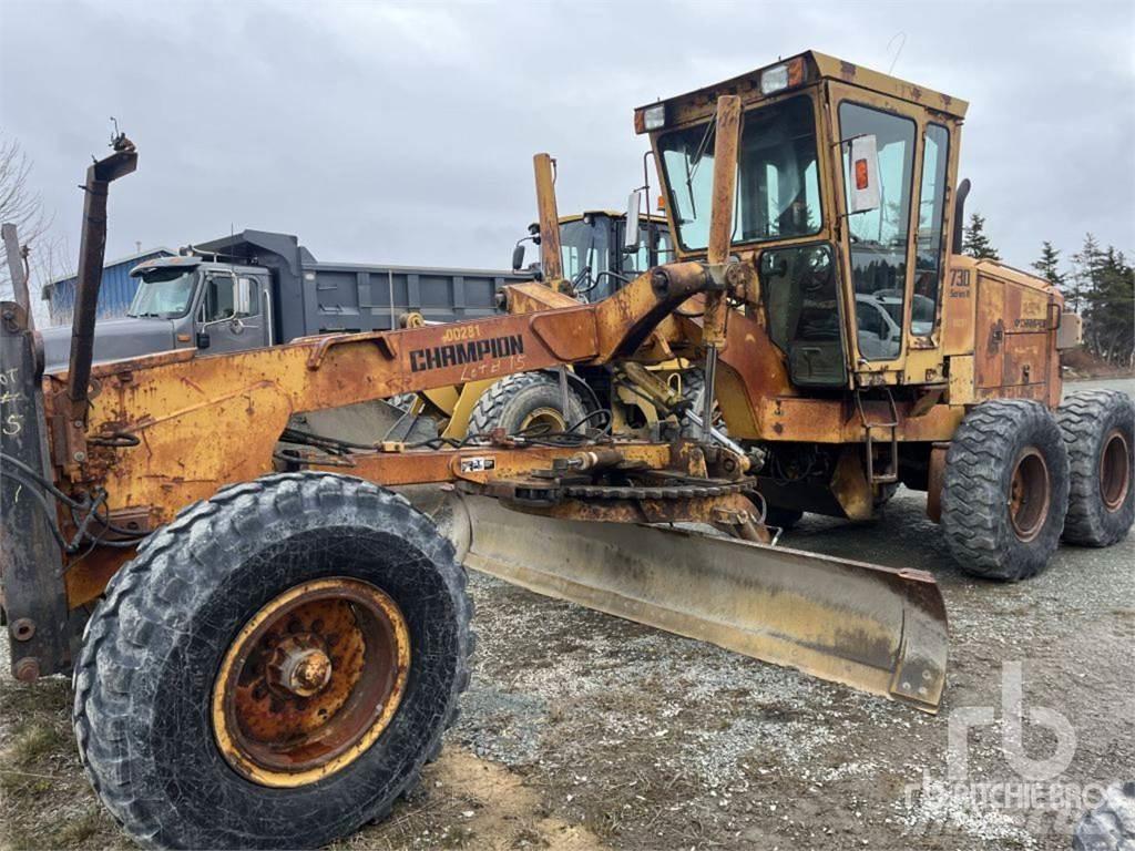 Champion 730 Motorgraders