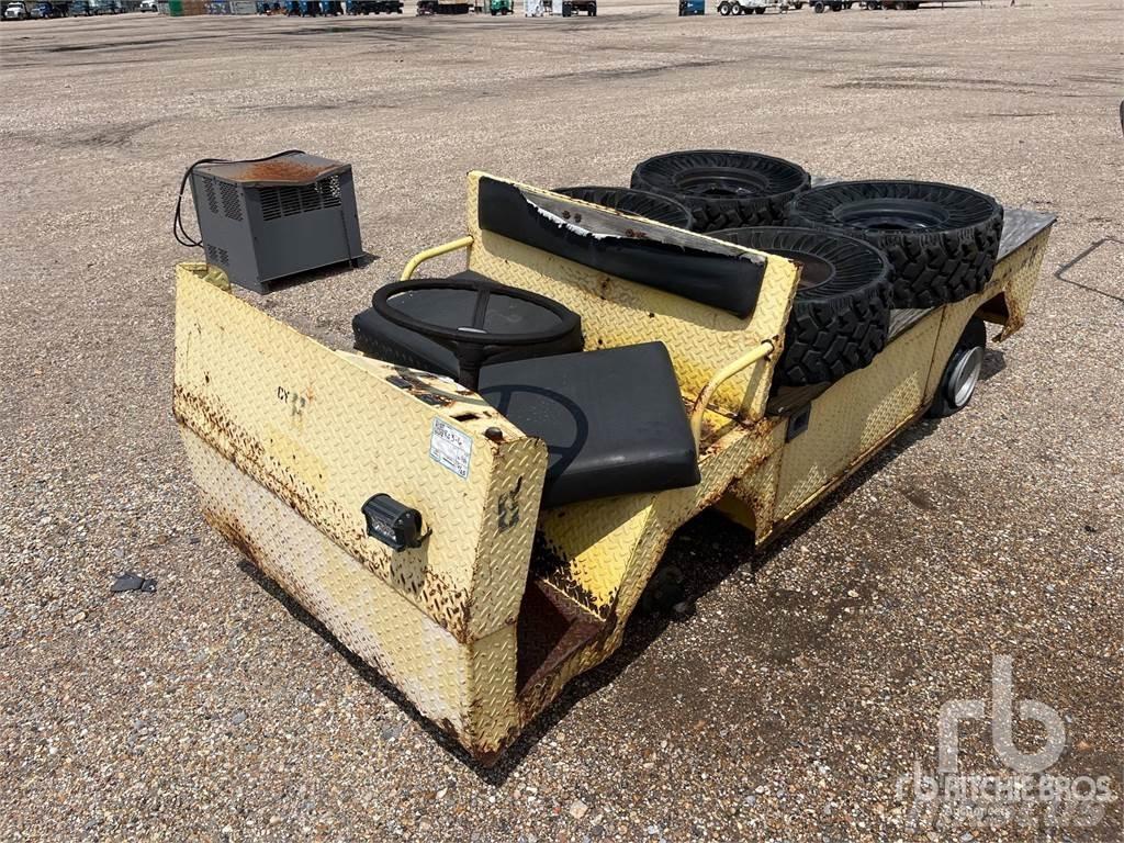 Cushman TITAN Golf cart