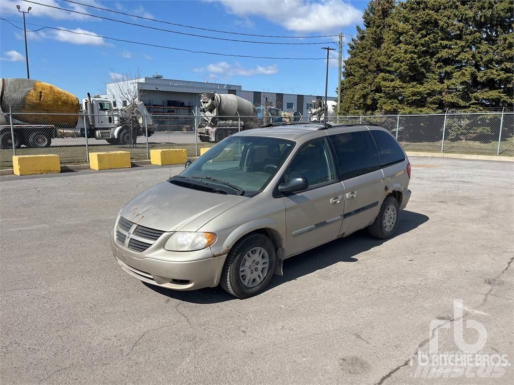 Dodge CARAVAN Furgone chiuso