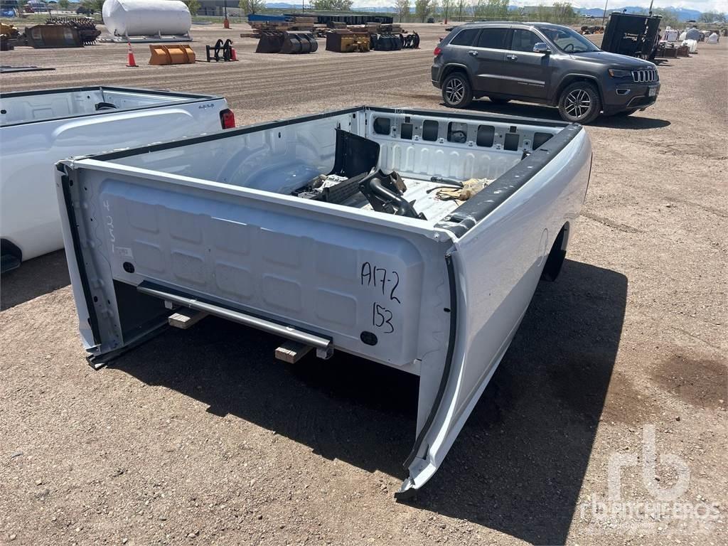 Dodge Long Cabine e interni