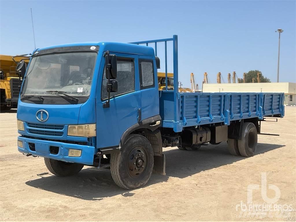 FAW 1120P9K2L3E Camion con sponde ribaltabili