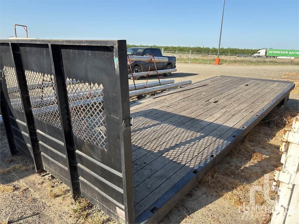  Flatbed Cabine e interni
