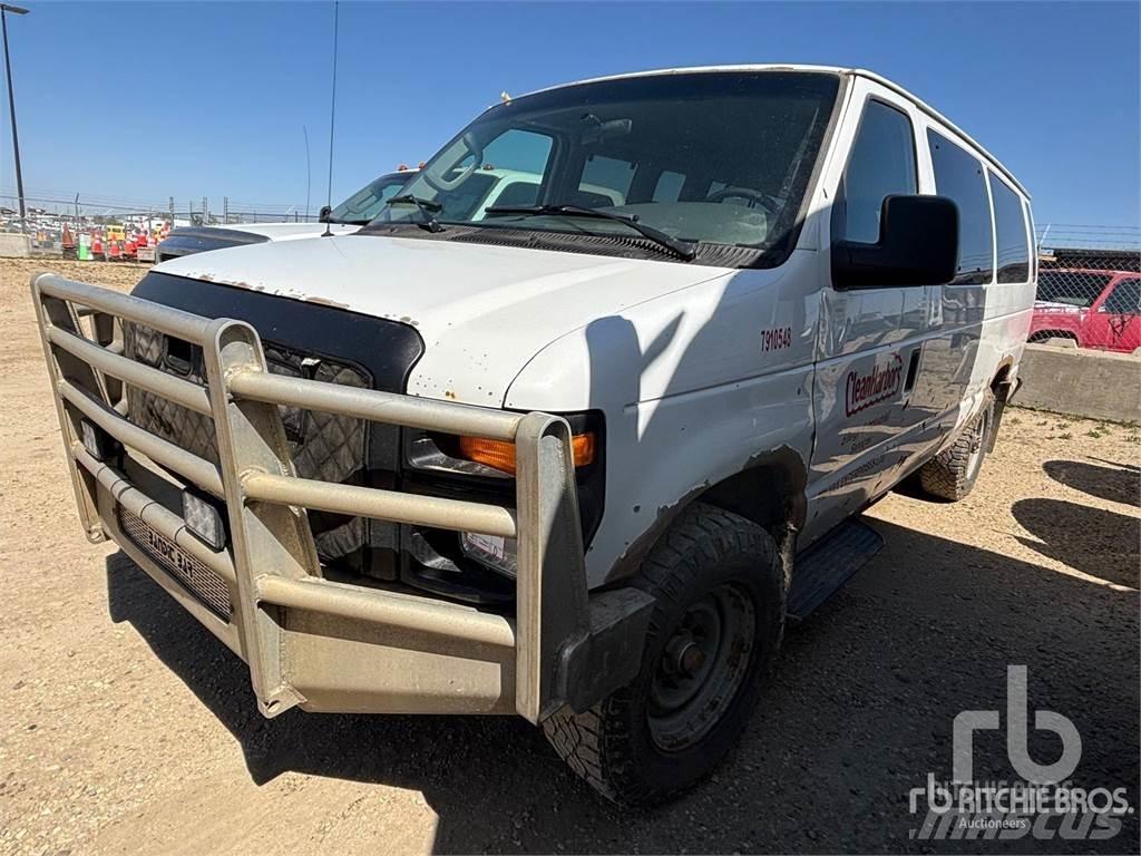 Ford E-350 Furgone chiuso