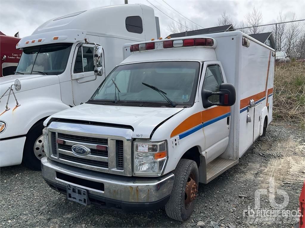 Ford E-350 Ambulanze