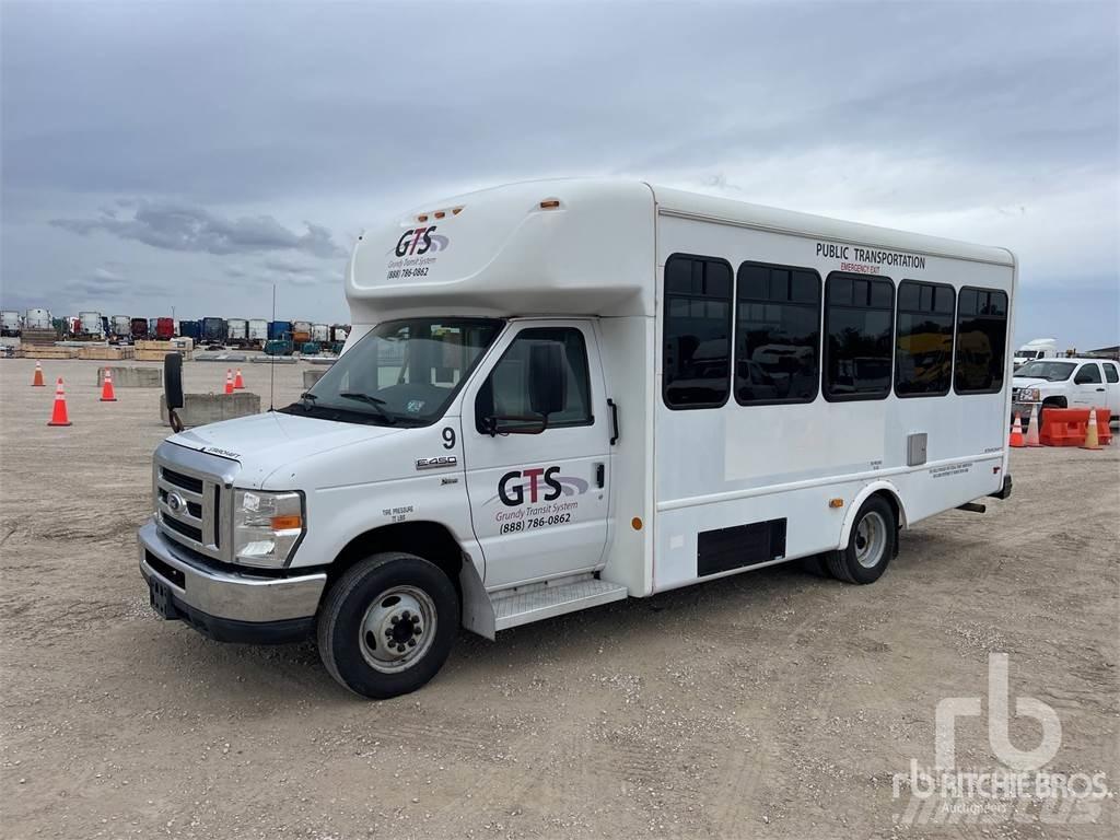 Ford E-450 Autobus interurbani