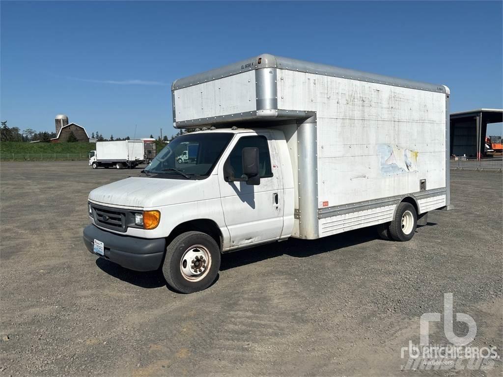 Ford E450 Furgone chiuso