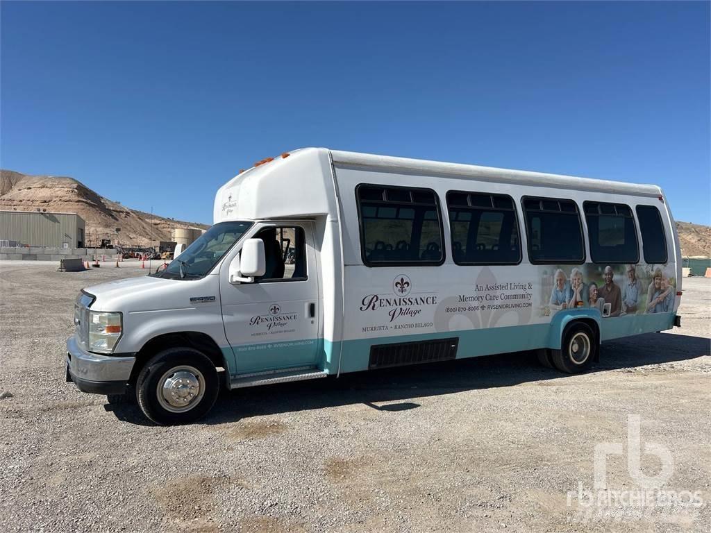 Ford E450 Autobus interurbani