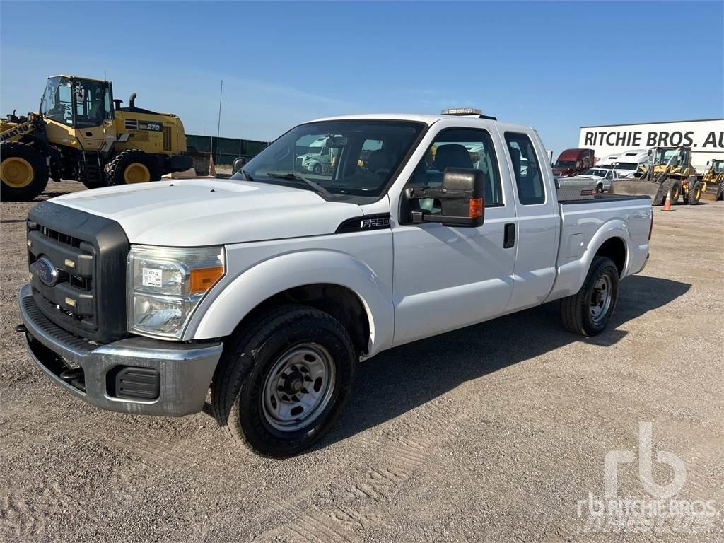 Ford F-250 Pick up/Fiancata ribaltabile